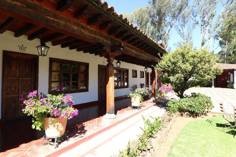 Hosteria San Felipe ปาทซ์คูเอโร ภายนอก รูปภาพ